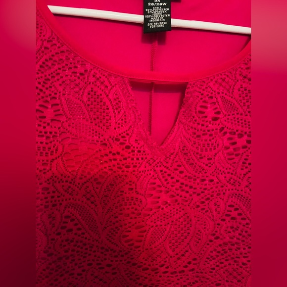 Any Wear by Catherines size 3X or 26/28 hot pink lace cold shoulder blouse - Picture 3 of 4